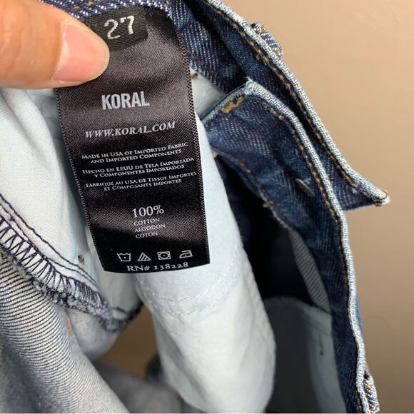 Koral skyscraper roll jean short mid rise - Picture 11 of 12